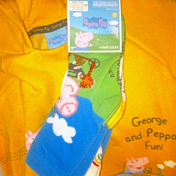 NWT-PRIMARK-PEPPA.PIG SWEATSHIRT-SOCKS & GYMBOREE SWIM.SHIRT UNISEX - Picture 7 of 10